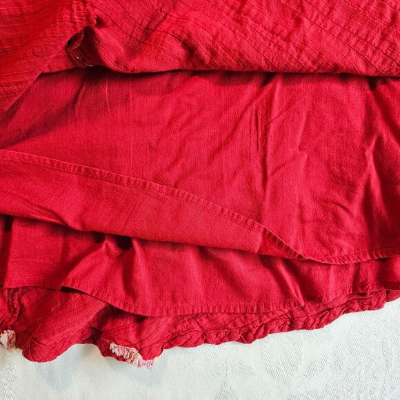 Festive Vintage Look Acorn Red Cotton Textures and Embellished Skirt  sz 4 - Picture 7 of 7